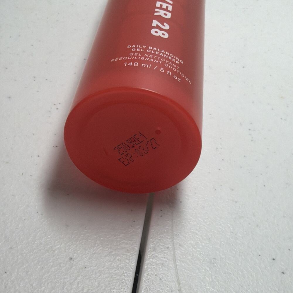 Tower 28 SOS Daily Balancing Gel Cleanser 5oz Exp 03/2026 - Picture 4 of 4